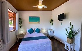 Suites Casa Azul-Vila do Abraão- conforto, limpeza, ótima localização